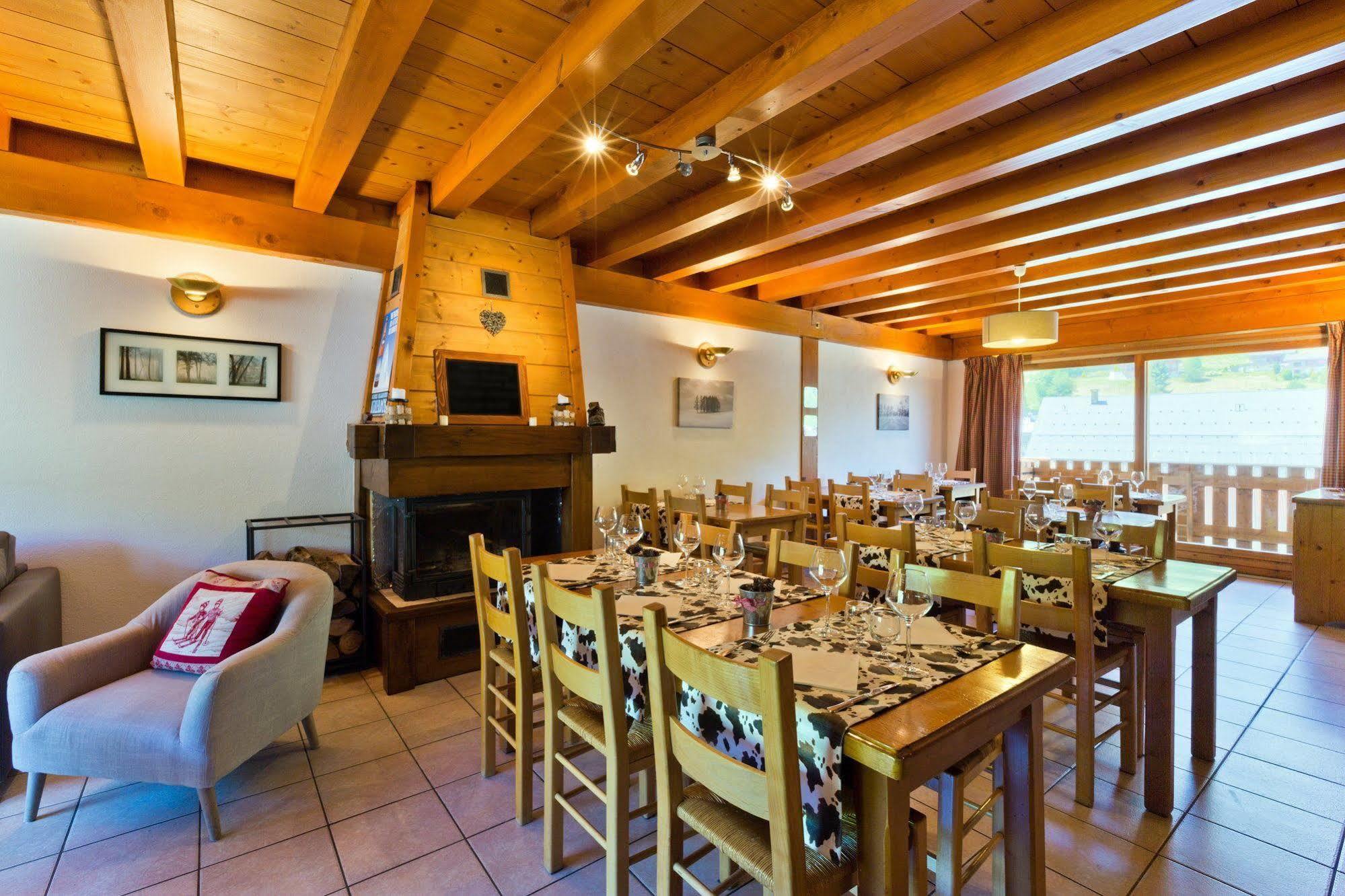 Chalet Hotel Aiguille Blanche Logis Les Gets Exterior photo